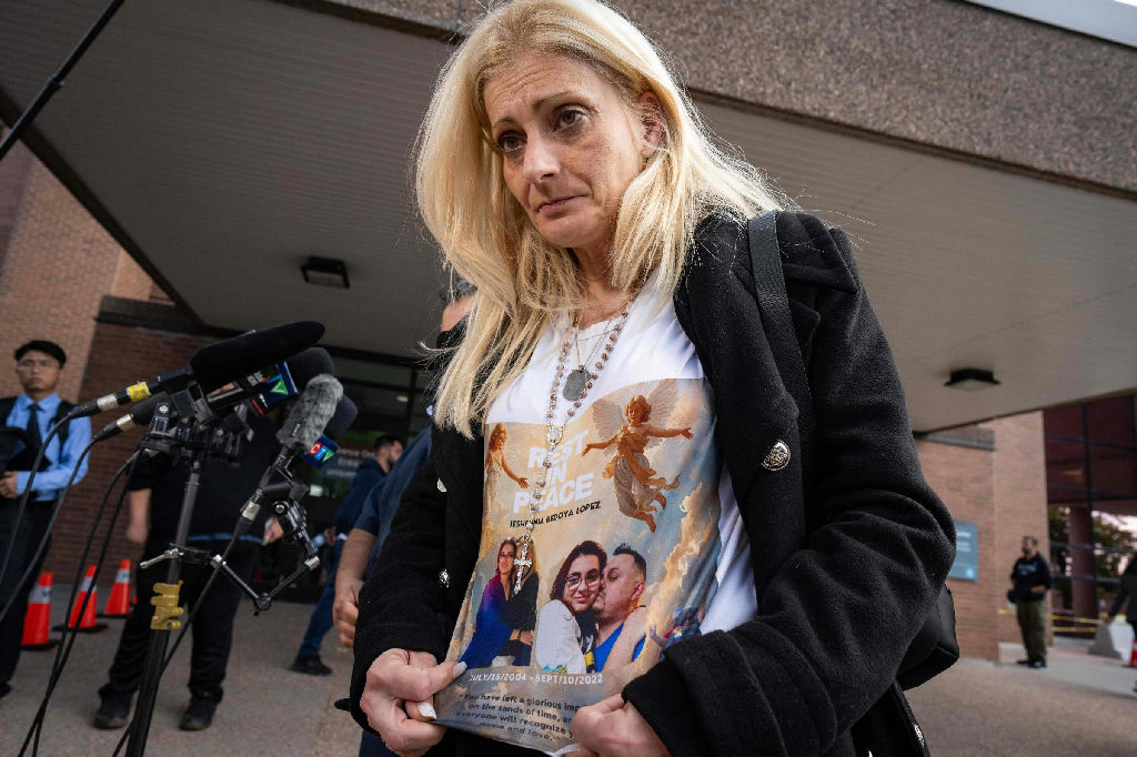 Audiência judicial revela dor de famílias vítimas de vendedor de veneno canadense