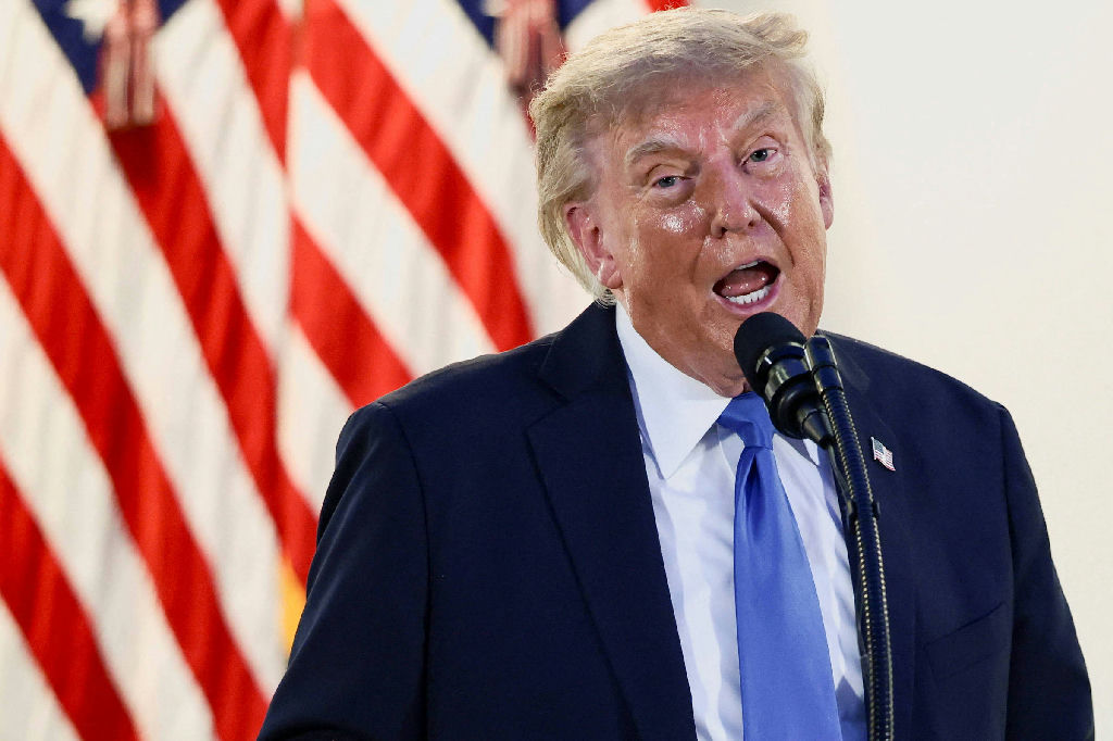 Donald Trump consolida poder na América Latina com acordos de petróleo e ofensivas de segurança