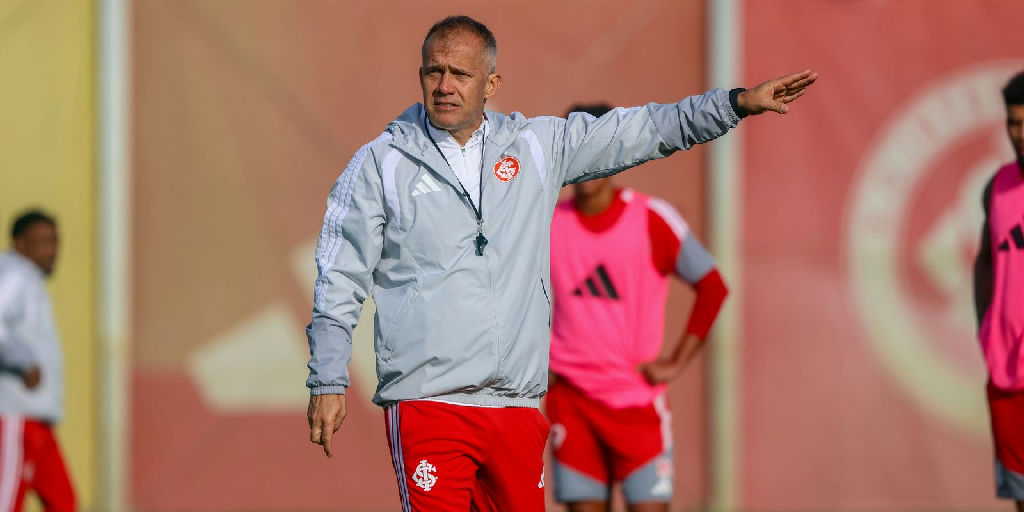 Eduardo Baptista assume Internacional com desafio de tirar o Colorado da zona de rebaixamento