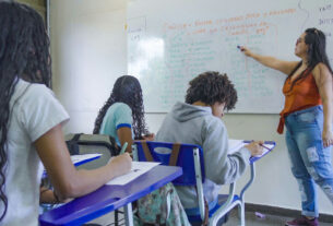 Escolas particulares do Distrito Federal que não são locais de votação terão aulas normais