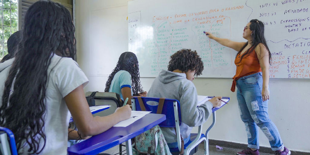 Escolas particulares do Distrito Federal que não são locais de votação terão aulas normais