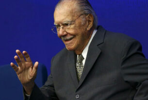 Ex-presidente José Sarney é internado em São Paulo para tratar pneumonia bacteriana