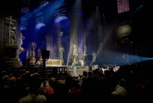 França recebe Papa Leão 14 em visita histórica para a Igreja Católica após escândalo de abusos