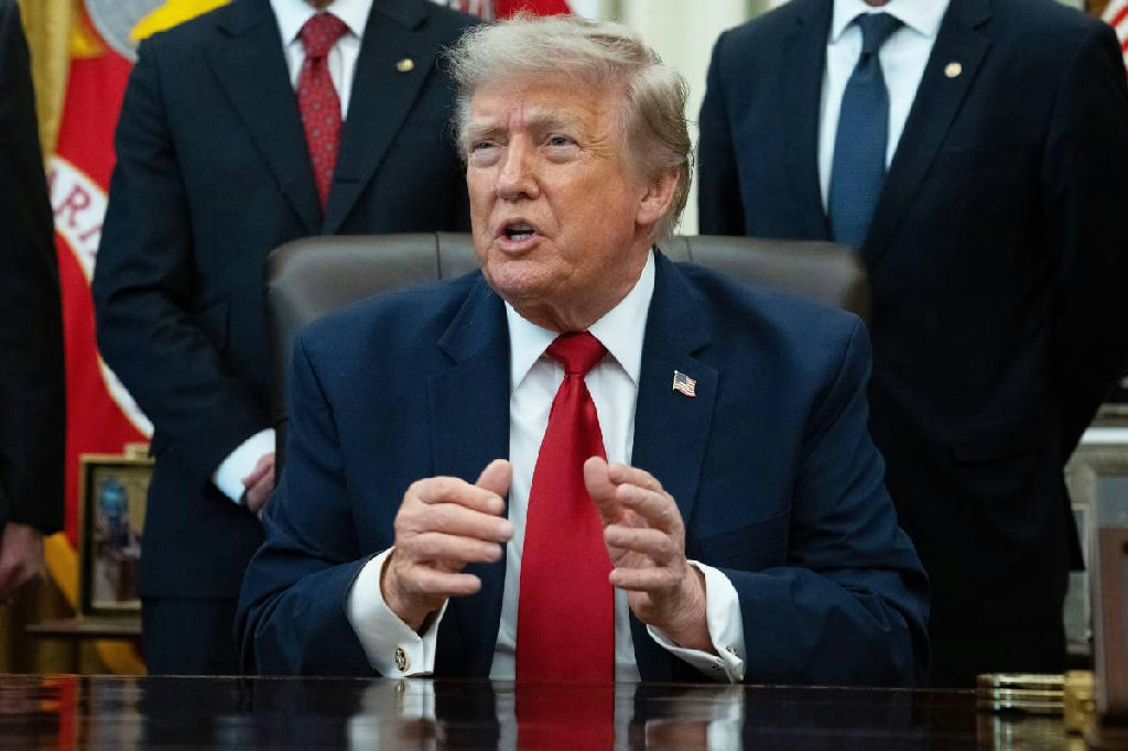 Governo Trump nomeia teólogo Chad Pecknold para posto no Departamento de Segurança Interna