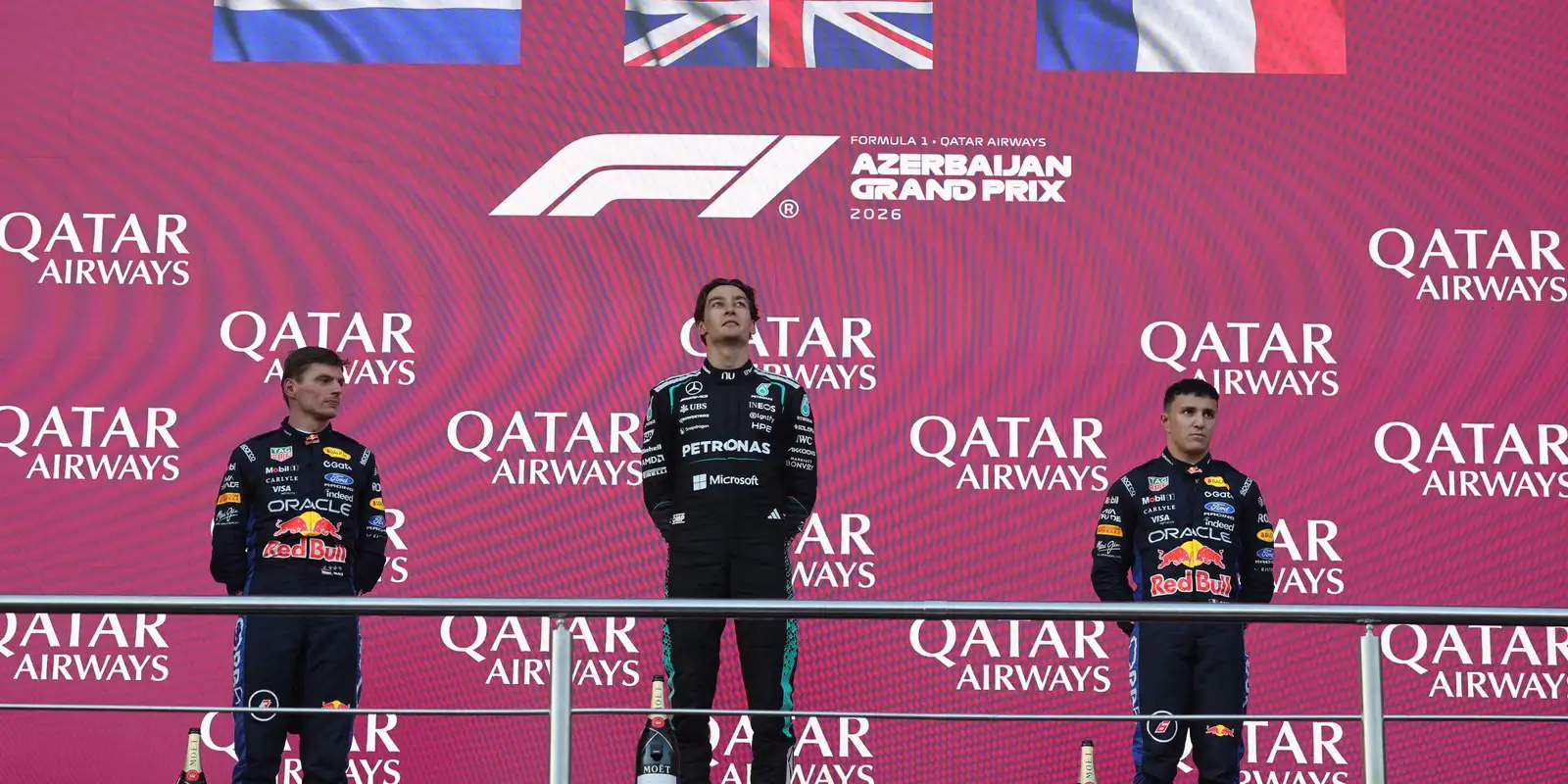 GP do Azerbaijão 2026: George Russell vence Max Verstappen em final eletrizante e acirra disputa na F1