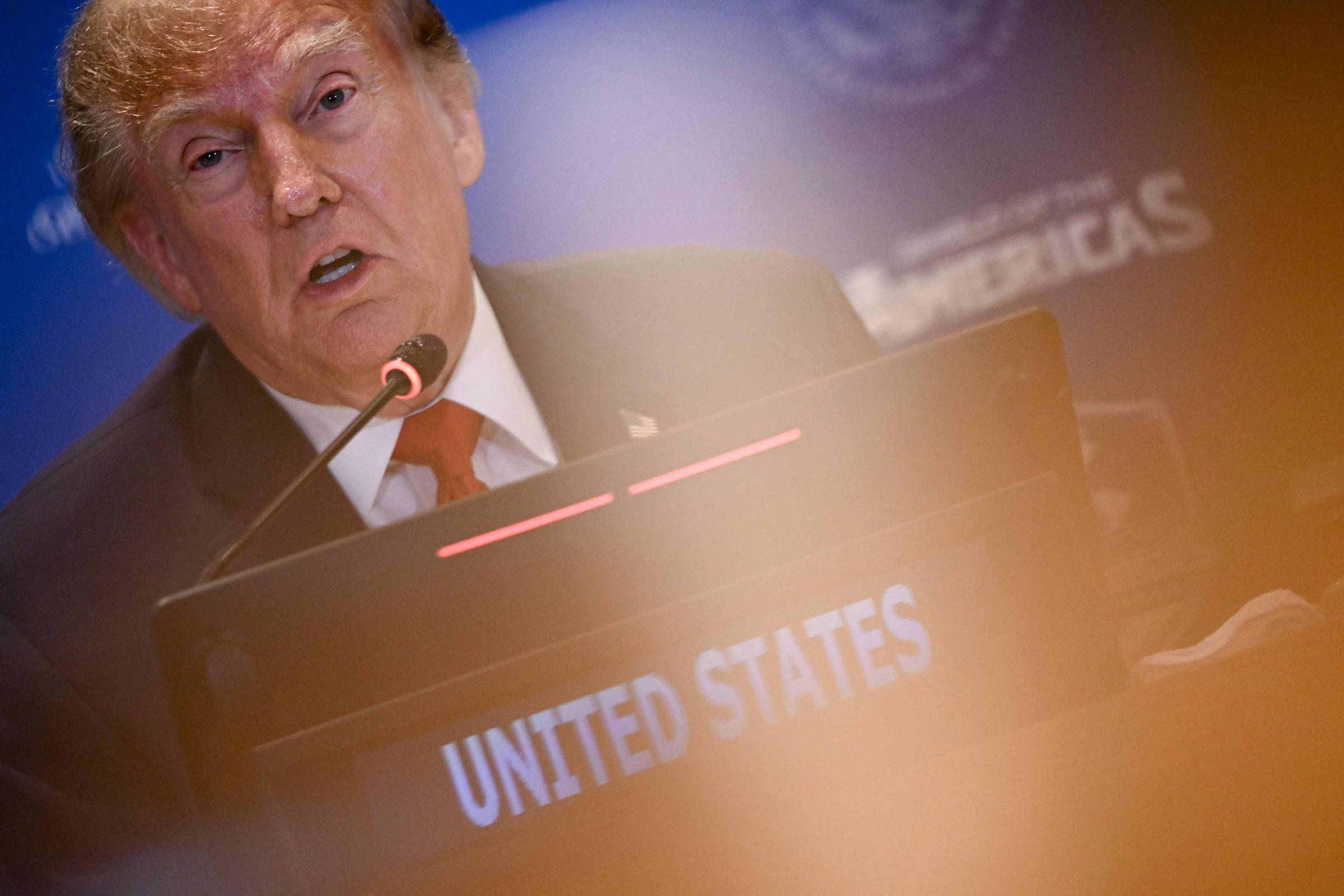 Jornal revela que Trump recusou cessar-fogo com Irã e prevê bombardeios após pleito de novembro