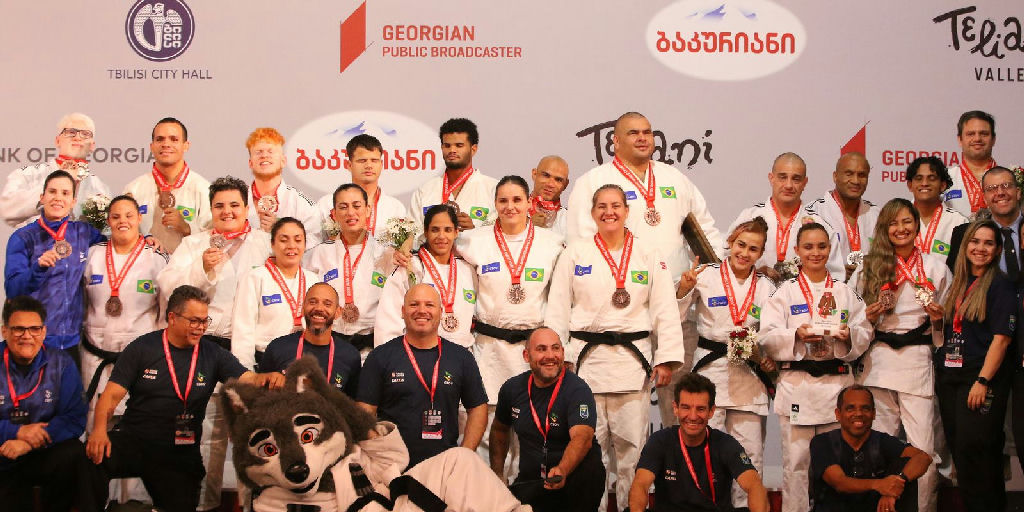 Judô e triatlo garantem medalhas de bronze para o Brasil em mundiais paralímpicos
