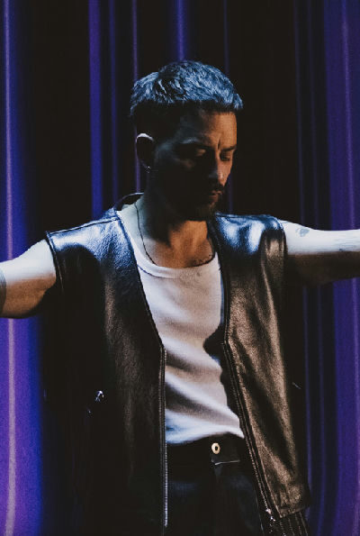 Junior lança "Só Você Que Não", a nova faixa do EP "Labirinto"