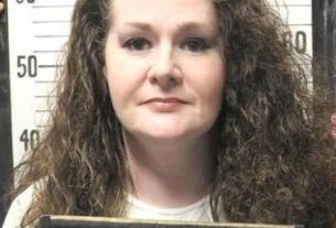 Justiça dos EUA suspende execução de Christa Pike no Tennessee momentos antes da injeção letal