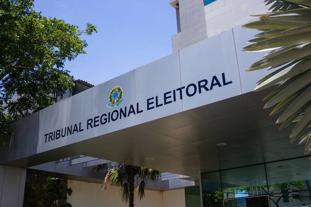 Liberdade de imprensa sob cerco: veículos regionais enfrentam atentados e censura judicial na cobertura eleitoral