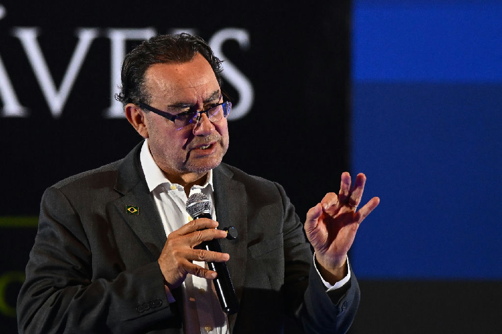 Método de Augusto Cury quer levar gestão da emoção e saúde mental às escolas brasileiras