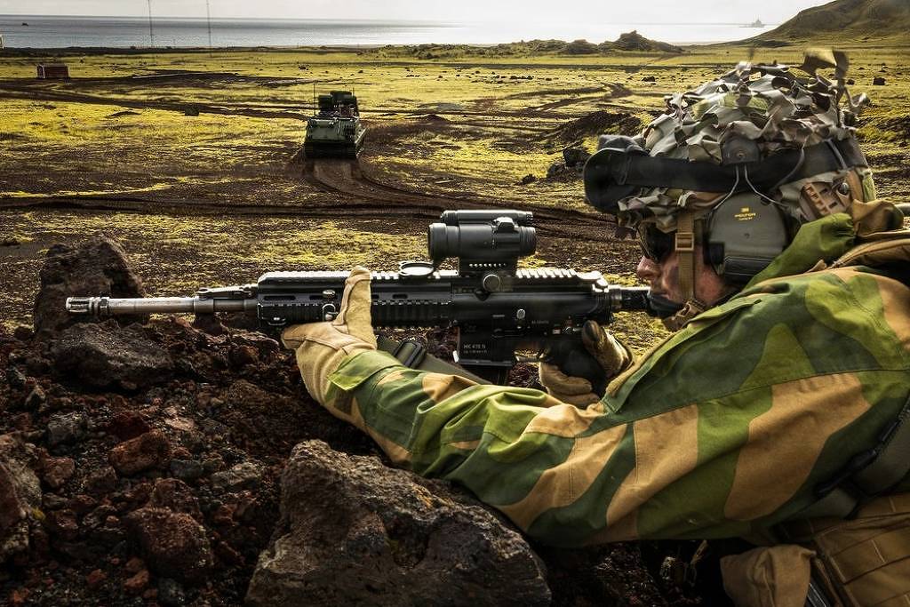 Mísseis Tomahawk da Otan no Ártico: manobra militar acirra crise com a Rússia