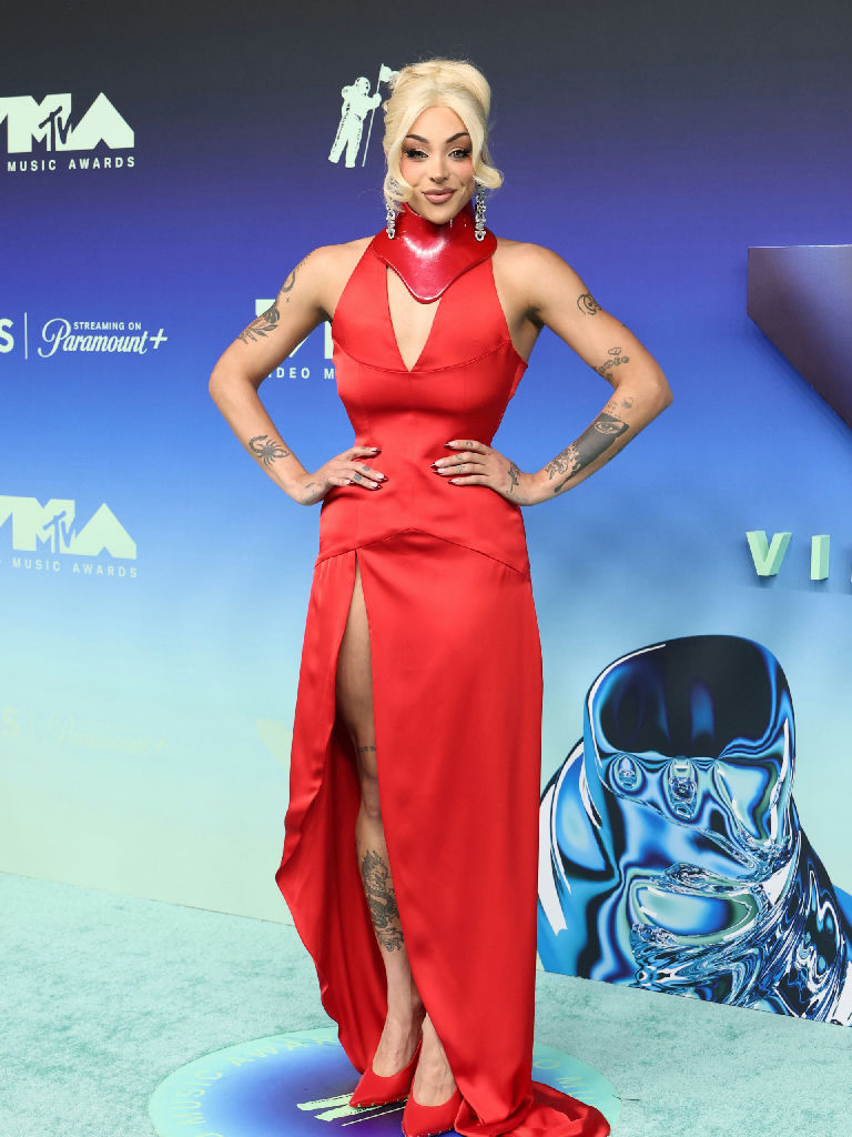 Pabllo Vittar no VMA 2026: engajamento recorde celebra a artista brasileira