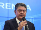 Presidente da ANS admite orientar conhecidos a processar planos de saúde