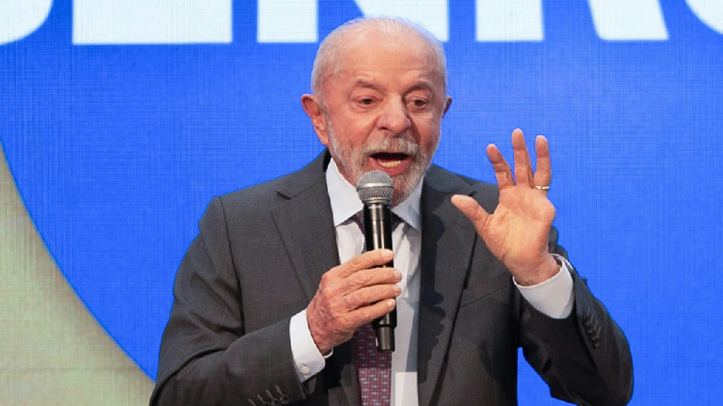Presidente Lula questiona modelo de escolha do STF e sugere participação social na indicação