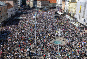 Protesto massivo em Zagreb exige remoção urgente de lixo industrial na Croácia