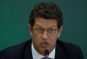 Retirada de Ricardo Salles da disputa ao Senado agita cenário político paulista