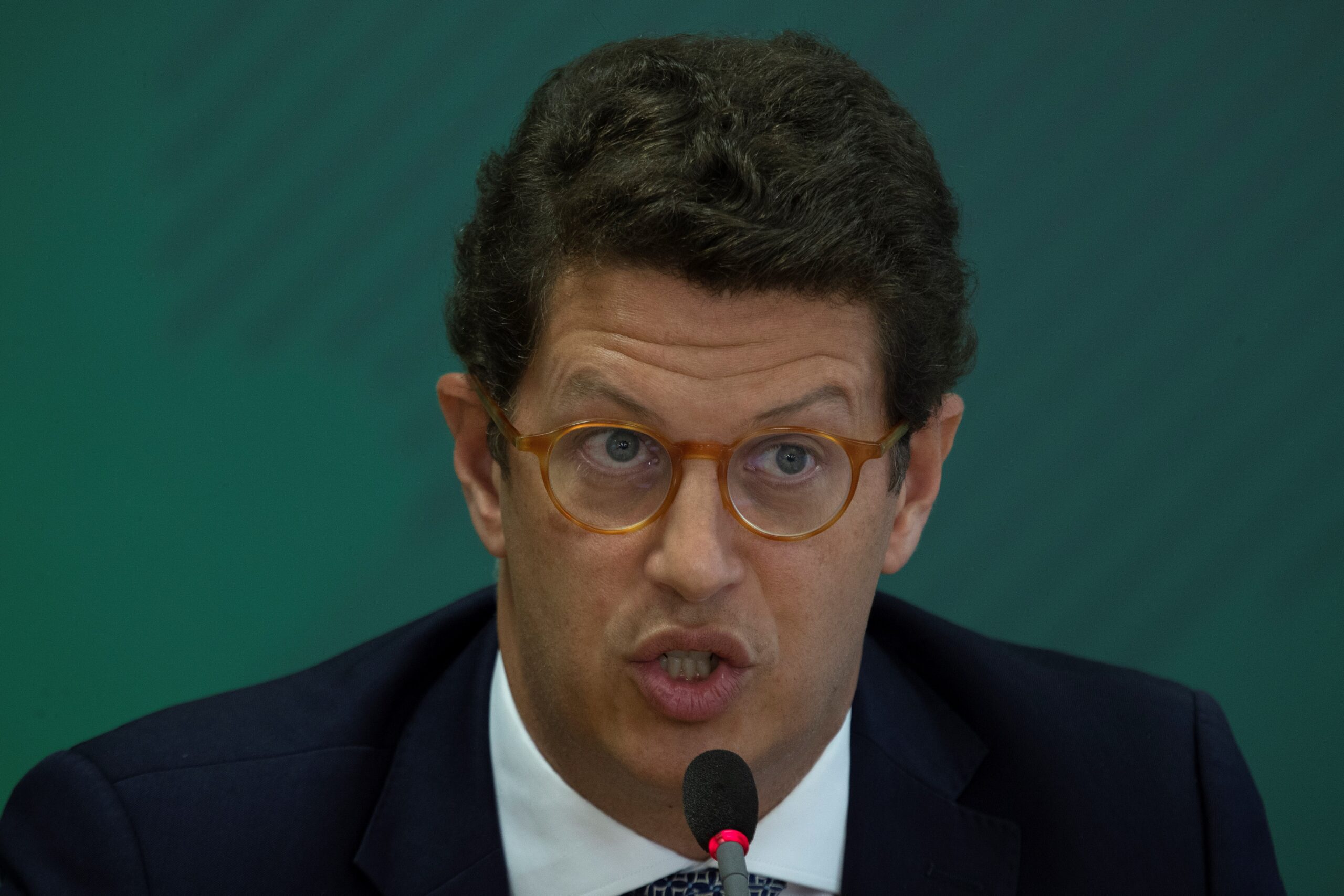 Retirada de Ricardo Salles da disputa ao Senado agita cenário político paulista
