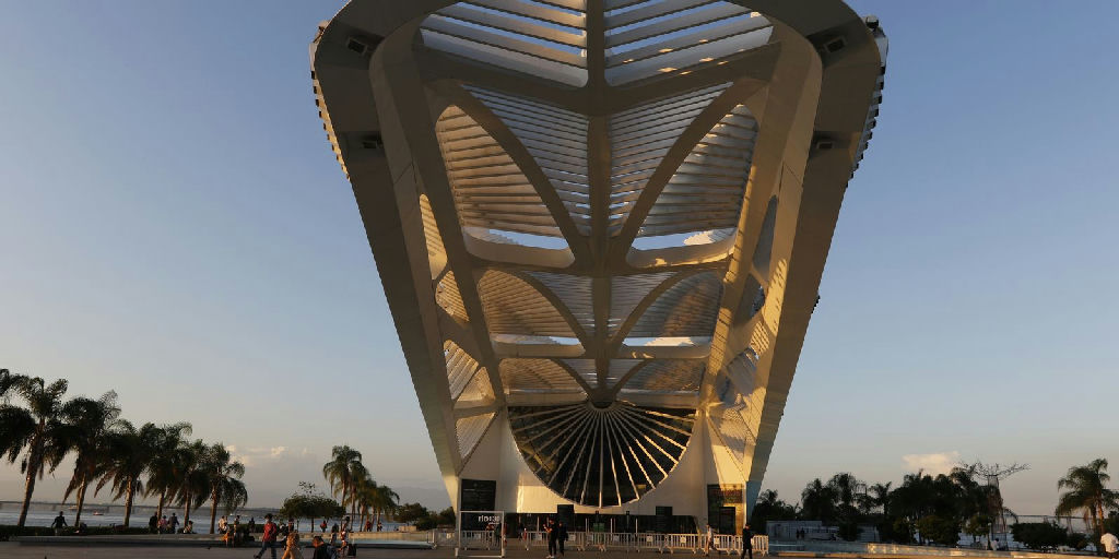 Rio de Janeiro sedia cúpula internacional focada no futuro do futebol feminino
