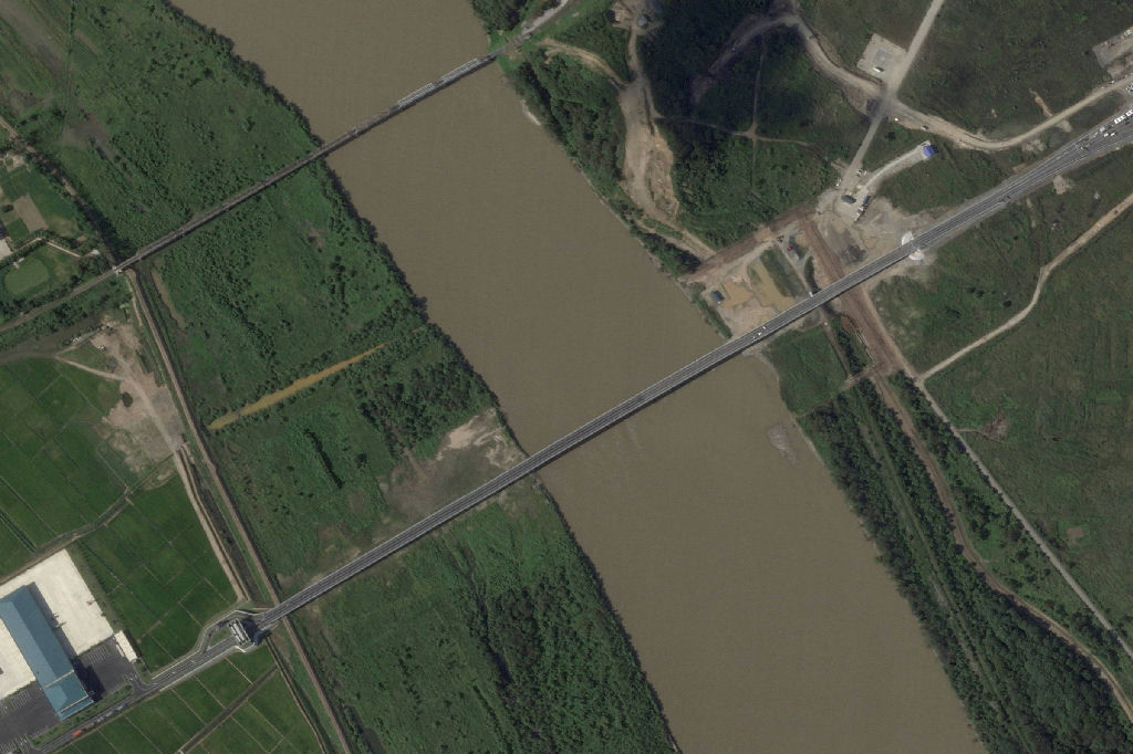 Rússia e Coreia do Norte inauguram primeira ponte rodoviária entre os países