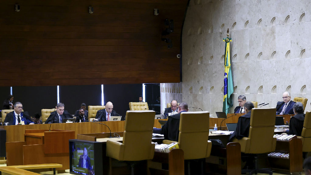 Supremo Tribunal Federal avalia abertura de investigação contra ministro Alexandre de Moraes