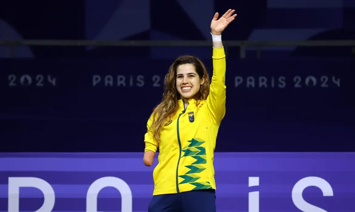 Brasil domina Grand Prix de parataekwondo em Paris com seis medalhas e dois ouros