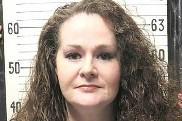 Christa Pike sobrevive a injeção letal e advogado relata 'raiva e confusão' após execução falha