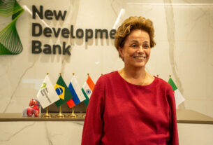 Dilma Rousseff enfrenta protestos ao votar em Belo Horizonte