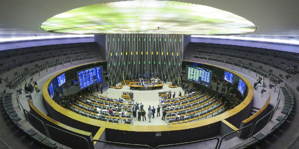 Eleições 2026: PL, PSD, PT e Republicanos elegem 15 governadores em primeiro turno recorde