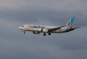 Emirados Árabes detalham ataque de copiloto da Flydubai com machado em voo para Israel