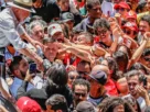 Lula defende jornada 5x2 e critica 'sócios do Banco Master' em ato de campanha no DF